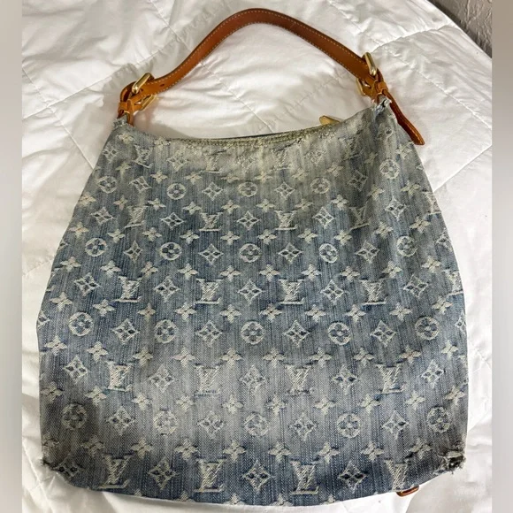 Louis Vuitton Denim Baggy GM - Picture 3 of 13
